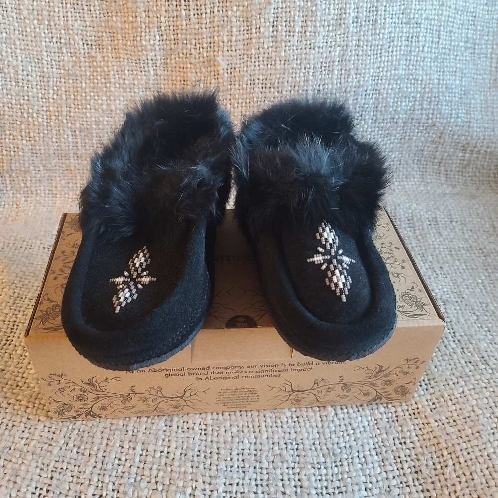 Manitobah Traveller Suede Moccasin 6